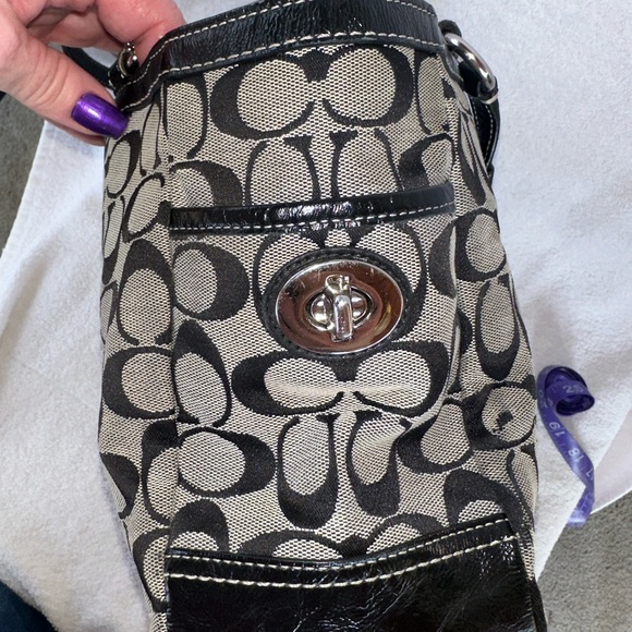 Signature coach purse - Picture 7 of 14